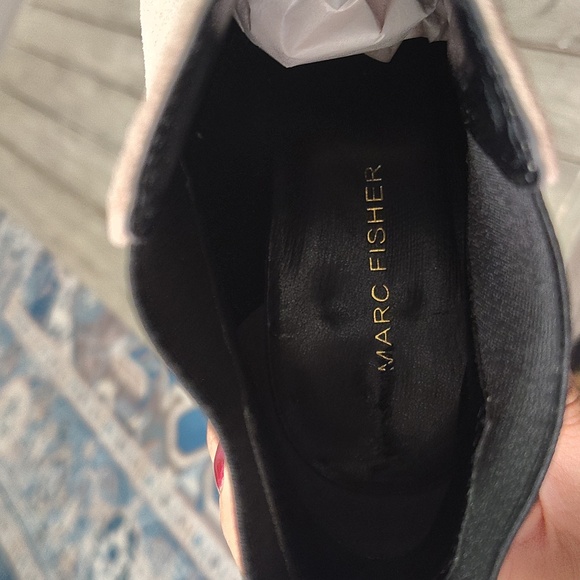 Marc Fisher Suede Ankle Boots In Light Tan Size Woman's 9 - Picture 11 of 11